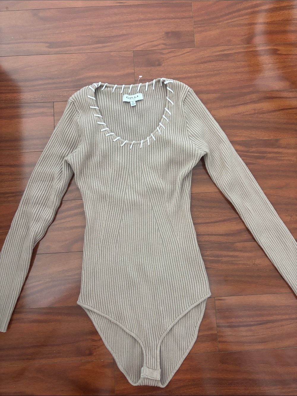 Gilli Beige Ribbed Long-Sleeve Scoop Neck Bodysuit
